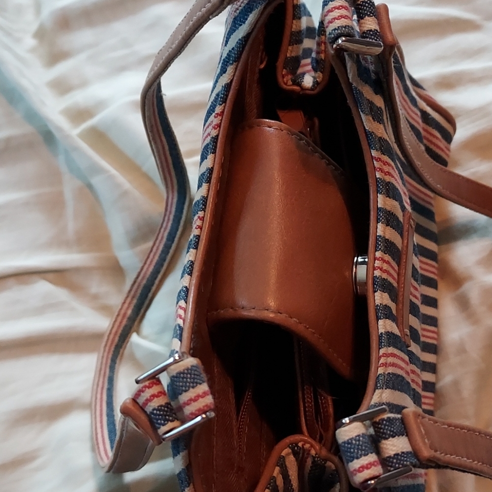 Purse - Picture 4 of 6